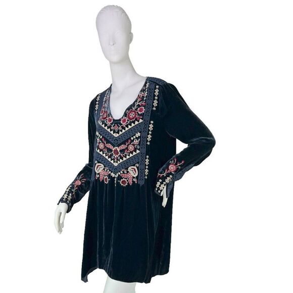 Johnny Was Dark Blue Velvet Long Sleeve Short Embroidered Dress Tunic Top Size S - Picture 1 of 11